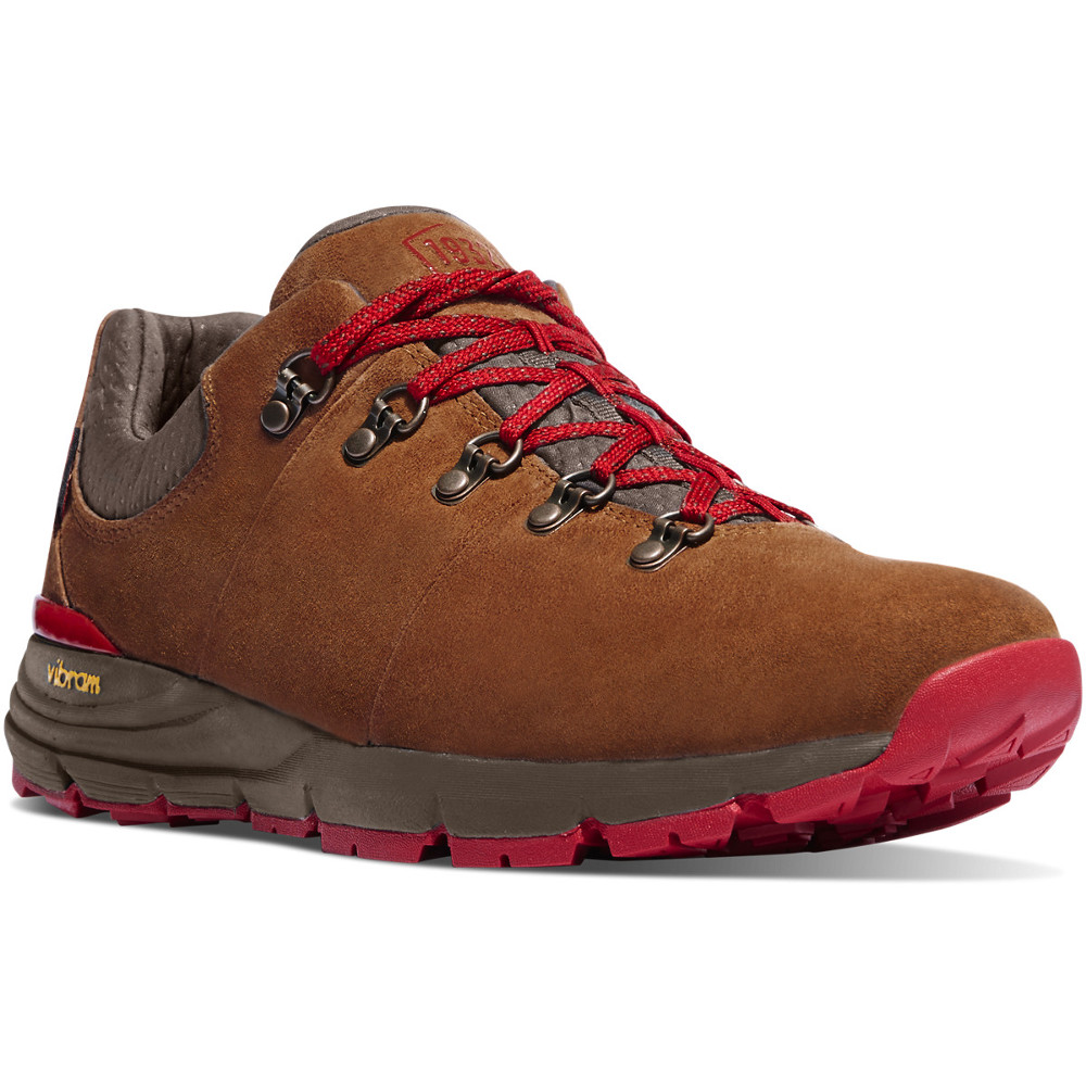 DANNER MOUNTAIN 600 LOW HIKING SHOE main photo.